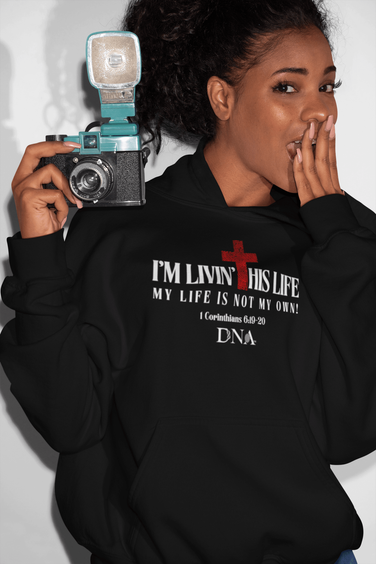 I'M LIVIN' THIS LIFE Black Unisex Hoodie - divinenatureapparel