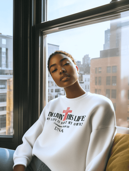 I'M LIVIN' THIS LIFE White Unisex Sweatshirt - divinenatureapparel